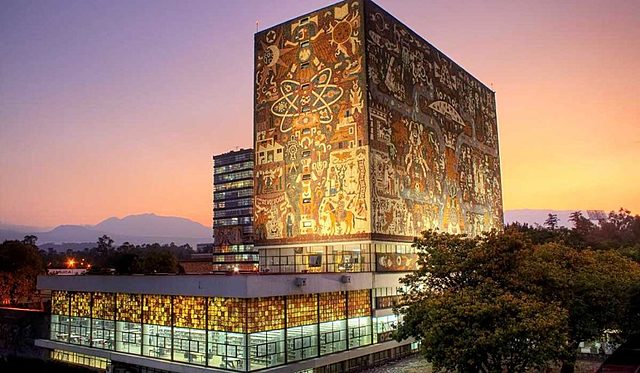 La UNAM consigue una IBM-650