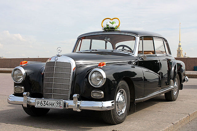 Лимузин W186 «300»
