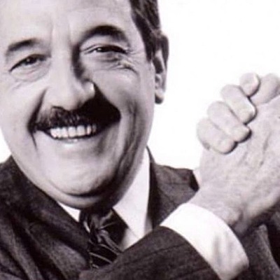 Timeline: PRESIDENCIAS DE RAÚL ALFONSÍN Y CARLOS MENEM