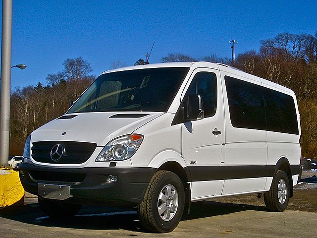 Кемперный прицеп для Mercedes-Benz Sprinter