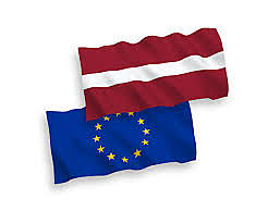 Estonia, Lituania, Letonia, Polonia, Rep Checa, Eslovaquia, Hungria, Eslovenia s'integren a l'Unio Europea