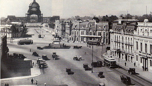 La Ciudad de México fue ocupada por fuerzas villistas y zapatistas, después de celebrar el Pacto de Xochimilco.