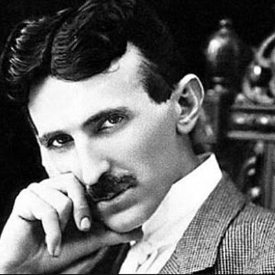 Timeline: Sucesos de Nikola Tesla