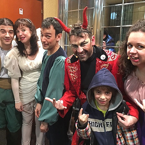 Viendo Els pastorets en el Regin