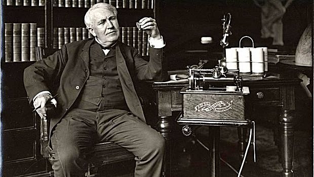 Tesla trabaja para Edison