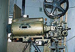 El proyector cinematográfico.