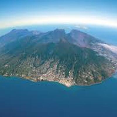 Timeline: La Reunion