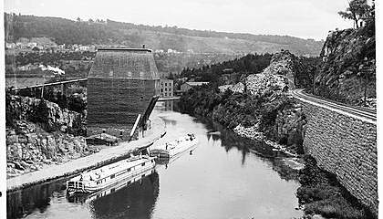 Erie Canal Built