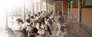 Fundación de la universidad.