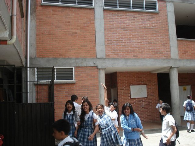 Consruccion de El Nuevo Edifico