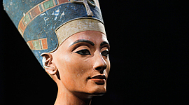 Timeline: Cronología Nefertiti