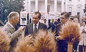 Bringing a Revolution to China (Borlaug)