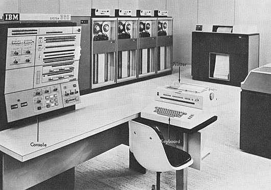 IBM 360 et DEC PDP-8.