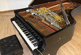 Magnetic resonator piano