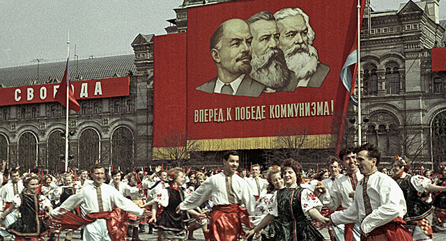 BLOQUE COMUNISTA: Perestroika