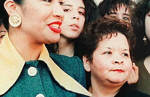 Yolanda Saldivar appeared as the representative of the Selena Fan Club