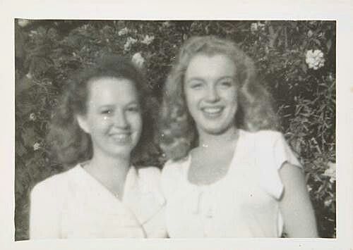 MARILYN MONROE REALIZES SHE HAS SISTER