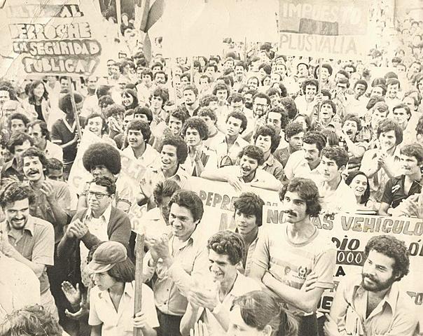 Fue orador en una manifestación obrera