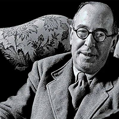 Timeline: C.S Lewis biography: A leader i admire