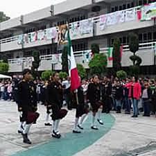 Graduación de primaria e ingreso a la secundaria