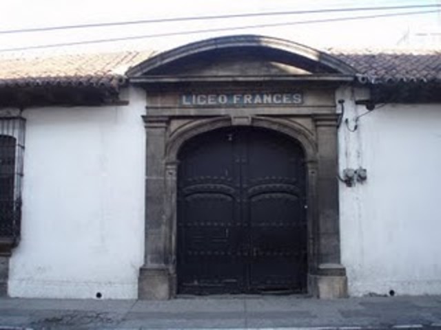 Estudios Nivel Basico y Diversificado