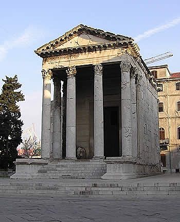 Tégulas de marmol, año 173 a.C.