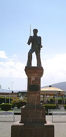 Toman la plaza de Colima