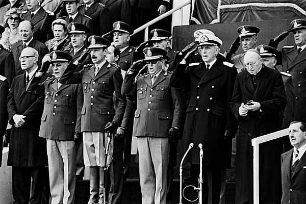 Designación de cargos.