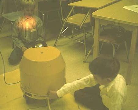 First LOGO "turtle" device