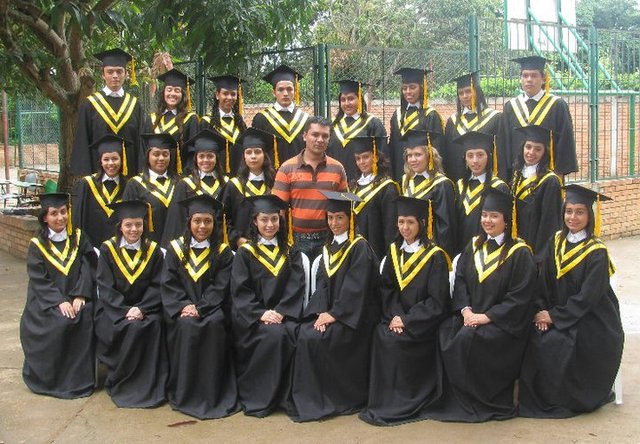 Promoción resiente de la institución