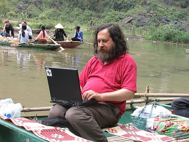 1983 The free Software movement is formed by Richard Stallman