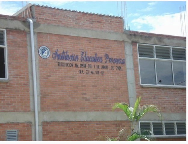 Una Institución hecha y derecha