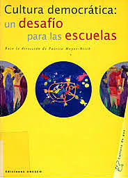 Surgió una serie de iniciativas destinadas a promover la cultura democrática.