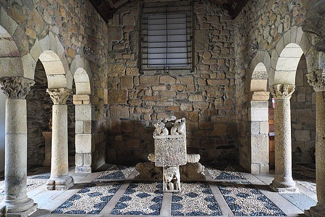 Capilla de São Pedro de Balsemão. (Lamego, norte de Portugal).