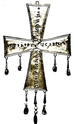 Cruz de Lucecio (Lucetius) del tesoro de Guarrazar.