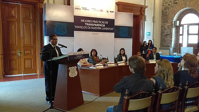 Ingreso 2 cuentos a un concurso y estos son publicados en un libro