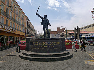 José Antonio Torres, el Amo Torres, se apodera de Guadalajara, informa a Ignacio Allende de su victoria y lo invita a pasar a dicha ciudad.