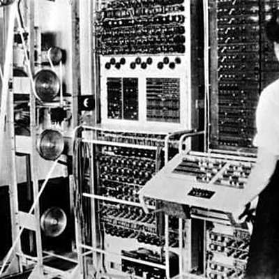 Timeline: SISTEMAS MRP Y ERP