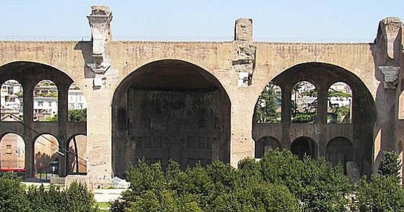 Basílica de Magencio y Constantino. Arquitectura.