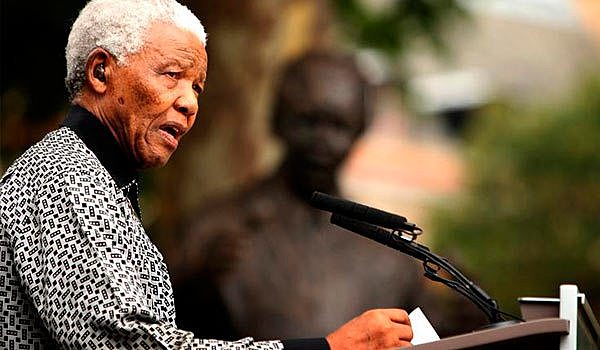 ELECCION DE NELSON MADELA COMO PRESIDENTE DE SUDAFRICA