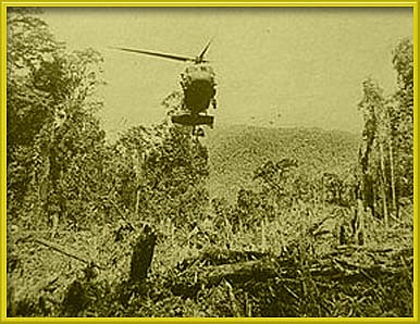El presidente César Gaviria ordena un ataque militar a "Casa Verde" (Meta), sede del Secretariado de las FARC.