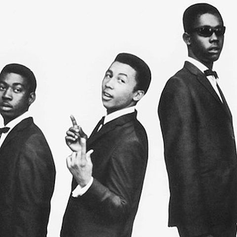 Marley began his professional musical career