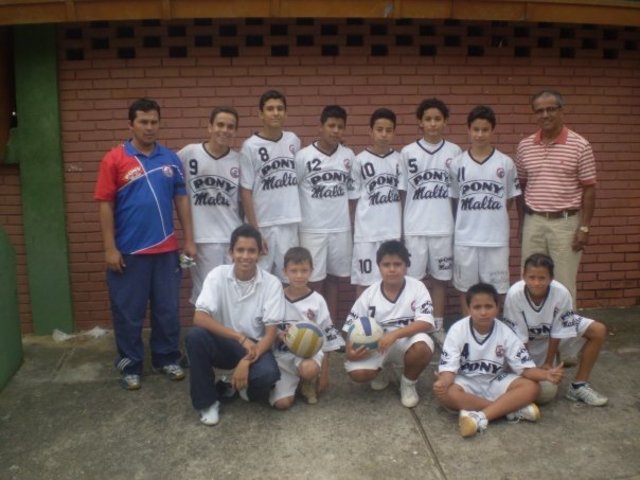 Primer equipo de voleibol