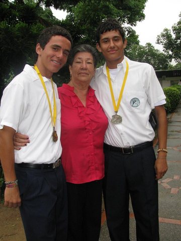 Se jubila la Licenciada MARIA ENCARNACIÓN ORDUZ DE GUARIN,