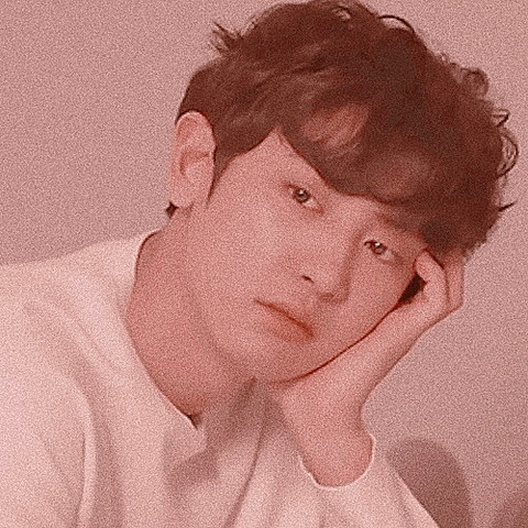 OMG KPOP OIMG GMGRINIGUWEIFUWHEI WOAH