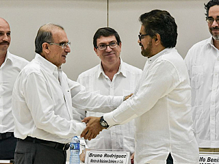 El Gobierno y las FARC llegan a un acuerdo sobre narcotráfico y