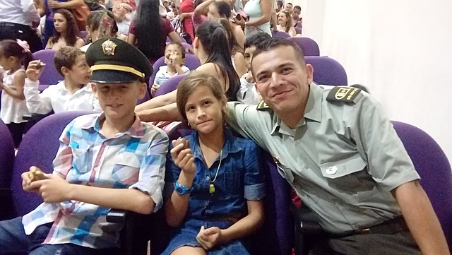 Mi papa asciende de grado