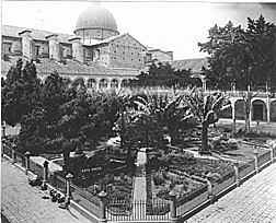 El primer claustro universitario de Colombia