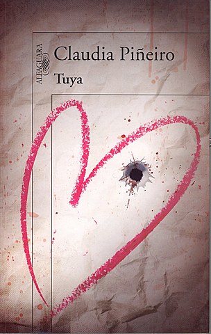 Tuve que hacer una reseña del libro Tuya de Claudia Piñeiro