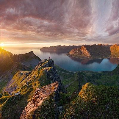 Timeline: LOS HITOS HISTÓRICOS A LO LARGO DEL DESARROLLO DEL PENSAMIENTO FILOSÓFICO